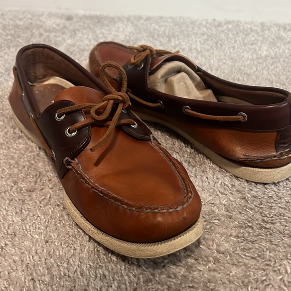 Men’s Sperry Shoes - Picture 2 of 7